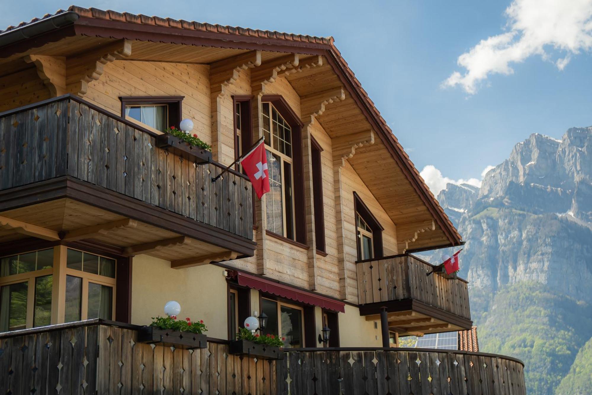 Doodle'S Amazing Chalet -Walensee - Flumserberg - Churfirsten - Heidiland - Pool - Sauna Mols Екстериор снимка